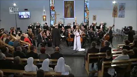 Patricia Janekov: Benefit Gala Concert at Vapy Opa...