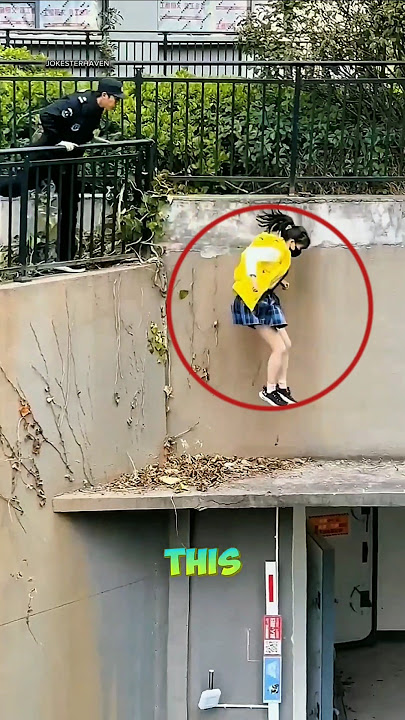 Unreal Parkour Moves to Escape Cops!  😯😂