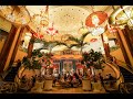 Two spiral escalators at Bar Parasol at Wynn Las Vegas バー・パラソル（ウィン・ラスベガス）の2基のスパイラルエスカレーター