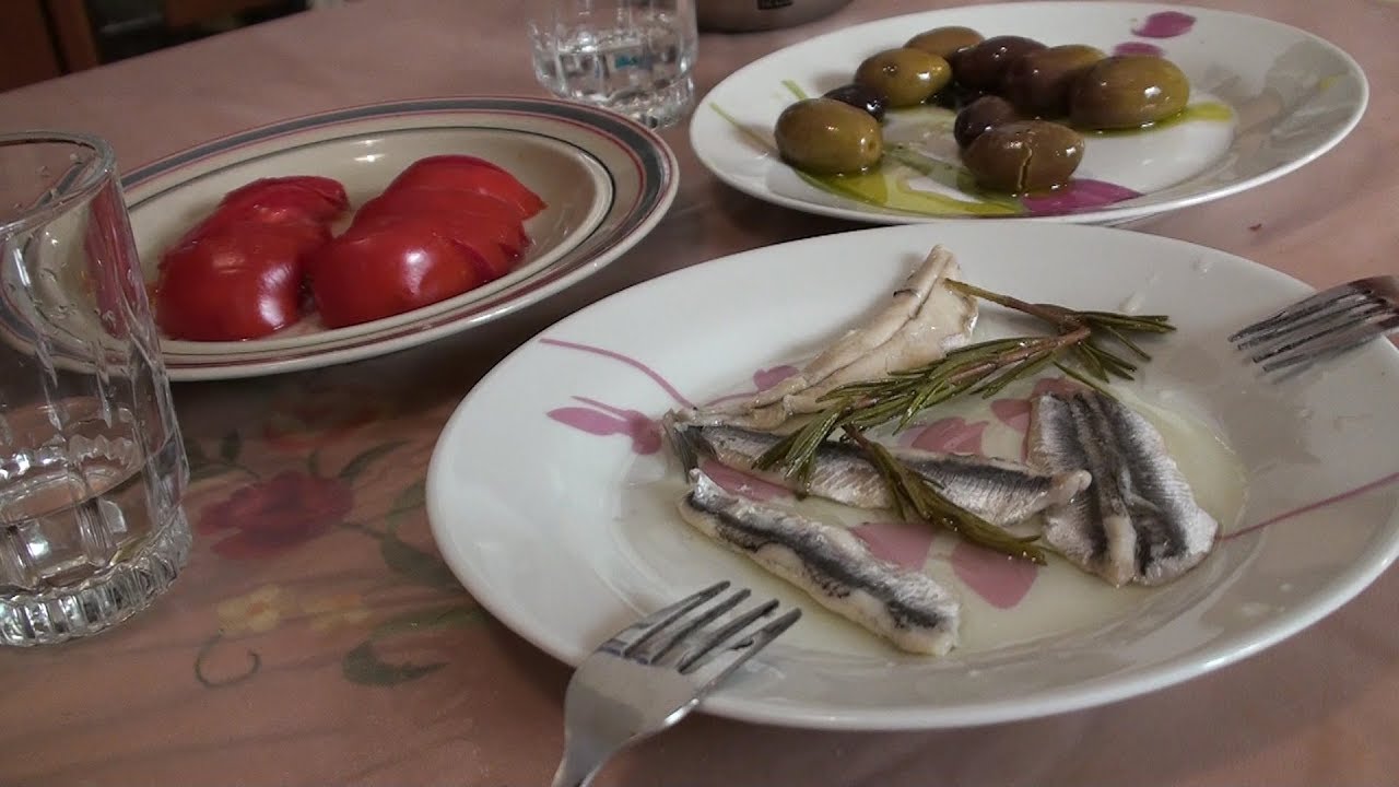 Ανακαλύψτε την Τέχνη των Αντζούγιων: Οδηγός για Σπιτικές Αντζούγιες Πλούσιες σε Γεύση