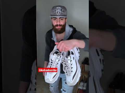 استايل الهودي Hoodie Hoodies فاشون موضه استايل Menfashion موضه Shrots فاشون موضة Egypt 