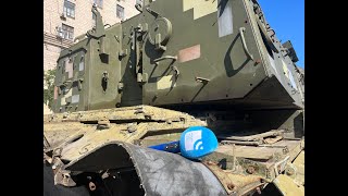 Dzień Niepodległości Ukrainy. Zniszczony rosyjski sprzęt w centrum Kijowa
