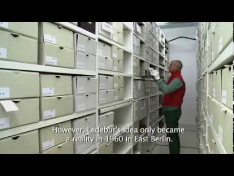 Video: Archäologisches Zentrum In Berlin: Purismus Ohne Kompromisse
