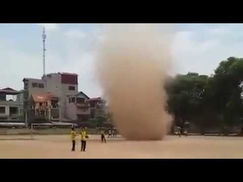Video video clip lốc xoáy ĐH Nông Nghiệp Hà Nội - Sinh viên... - youtube