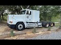 2000 freightliner fld 120 N14 Cummins/ Gets old flooring removed! Pt.1