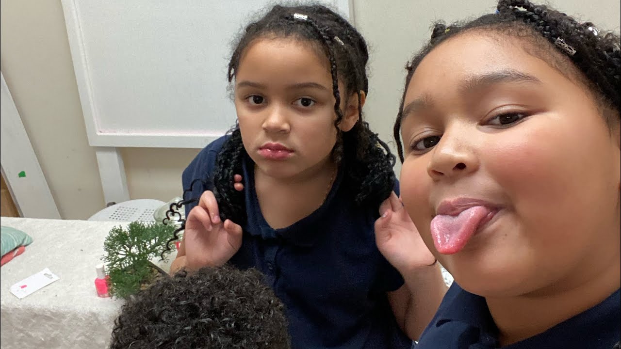 Fix our nail side with us 