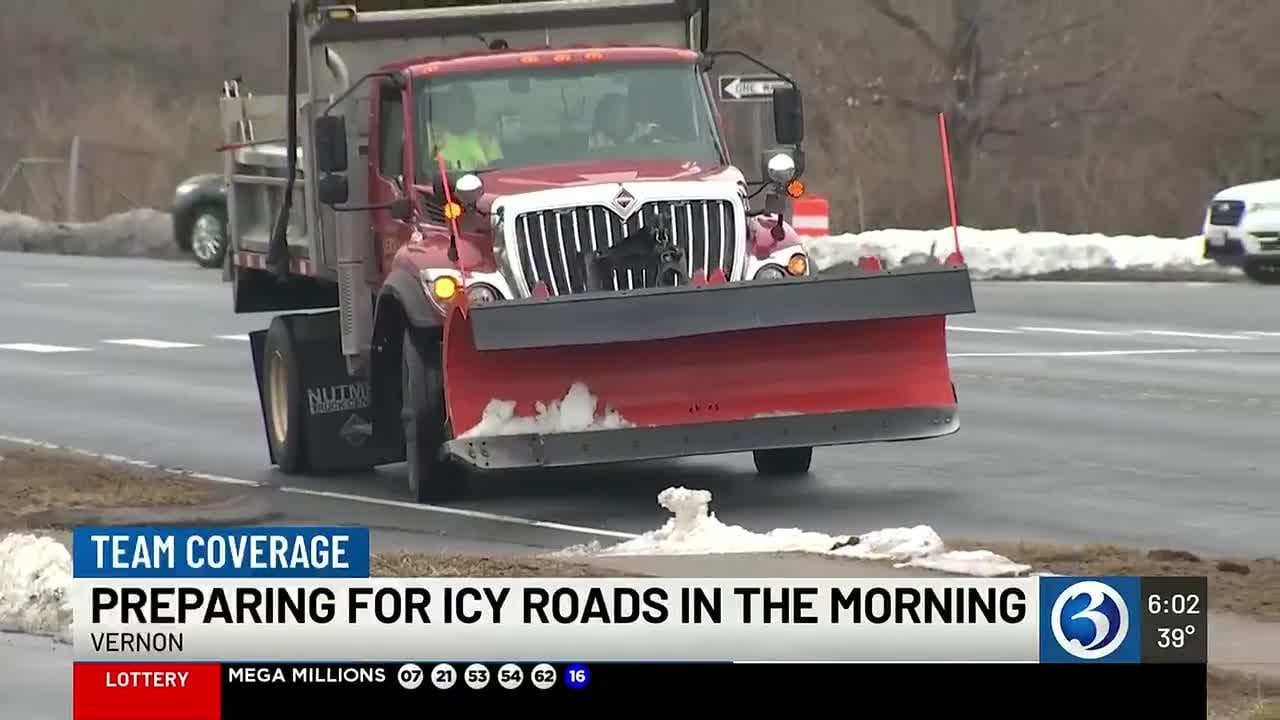 Municipalities preparing for icy roads in the morning