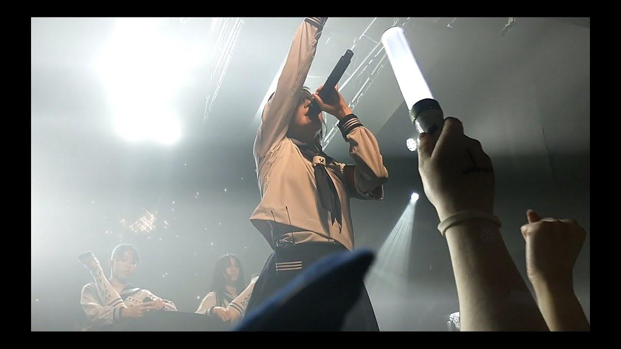 Pineapple Kryptonite Pineapple Kryptonite (Remix) / 新しい学校のリーダーズ at