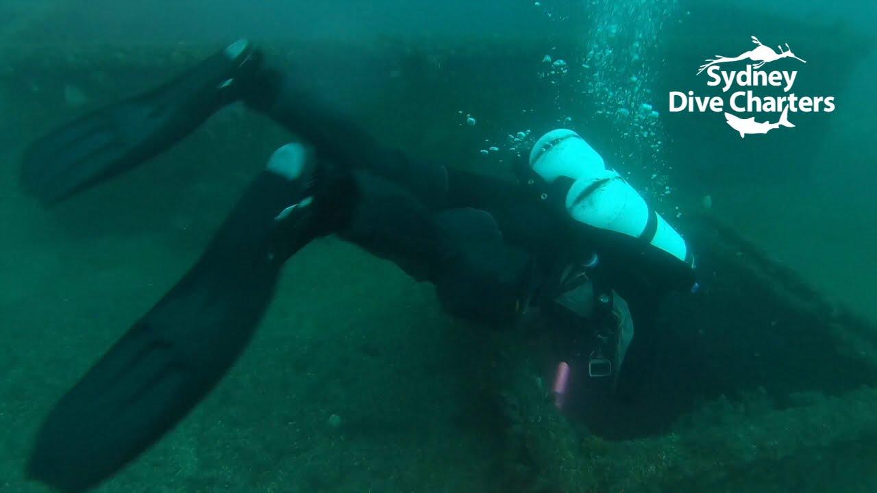 Technical scuba diving Sydney ship wreck Apollo tech dive best dive site