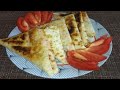 Треугольники из лаваша с колбаской и сыром. Обалденная закуска за считанные минуты.