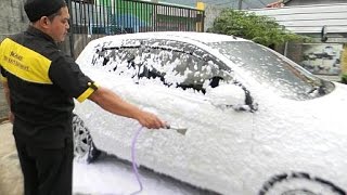 Snow wash dengan harga terjangkau dan hasilnya cukup bagus. Padahal hanya menggunakan sabun kit wash. 