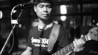 Danger of Love (Loudness) - Snow White live at Parking Toys