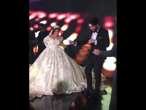   العريس بيرقص على غنى حماقي