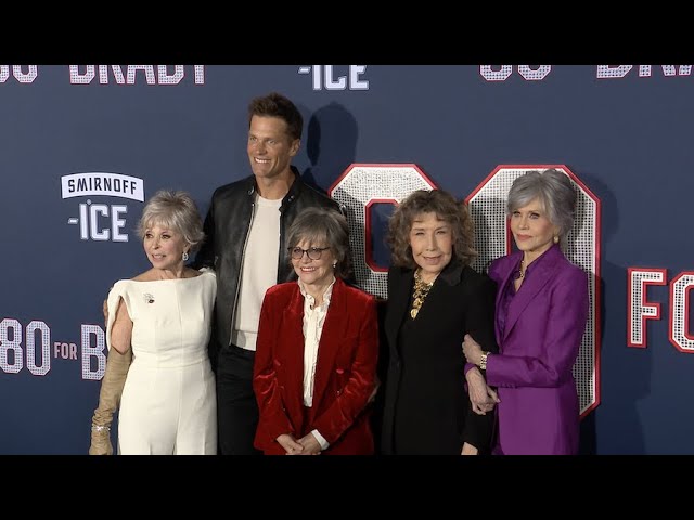 Jane Fonda, Lily Tomlin, Sally Field and Rita Moreno Steal the