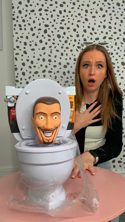 [ASMR] UNBOXING A *GIANT* MYSTERY SKIBIDI TOILET?!😳🚽⁉️ (9  SURPRISES?!🫢)  #Shorts