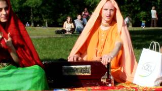 Chanting in Hyde Park London HD