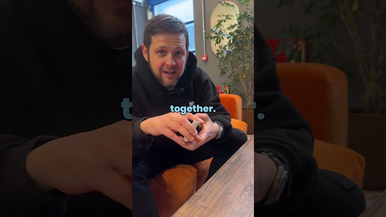 Угадайте, как выполняется этот трюк 🤯