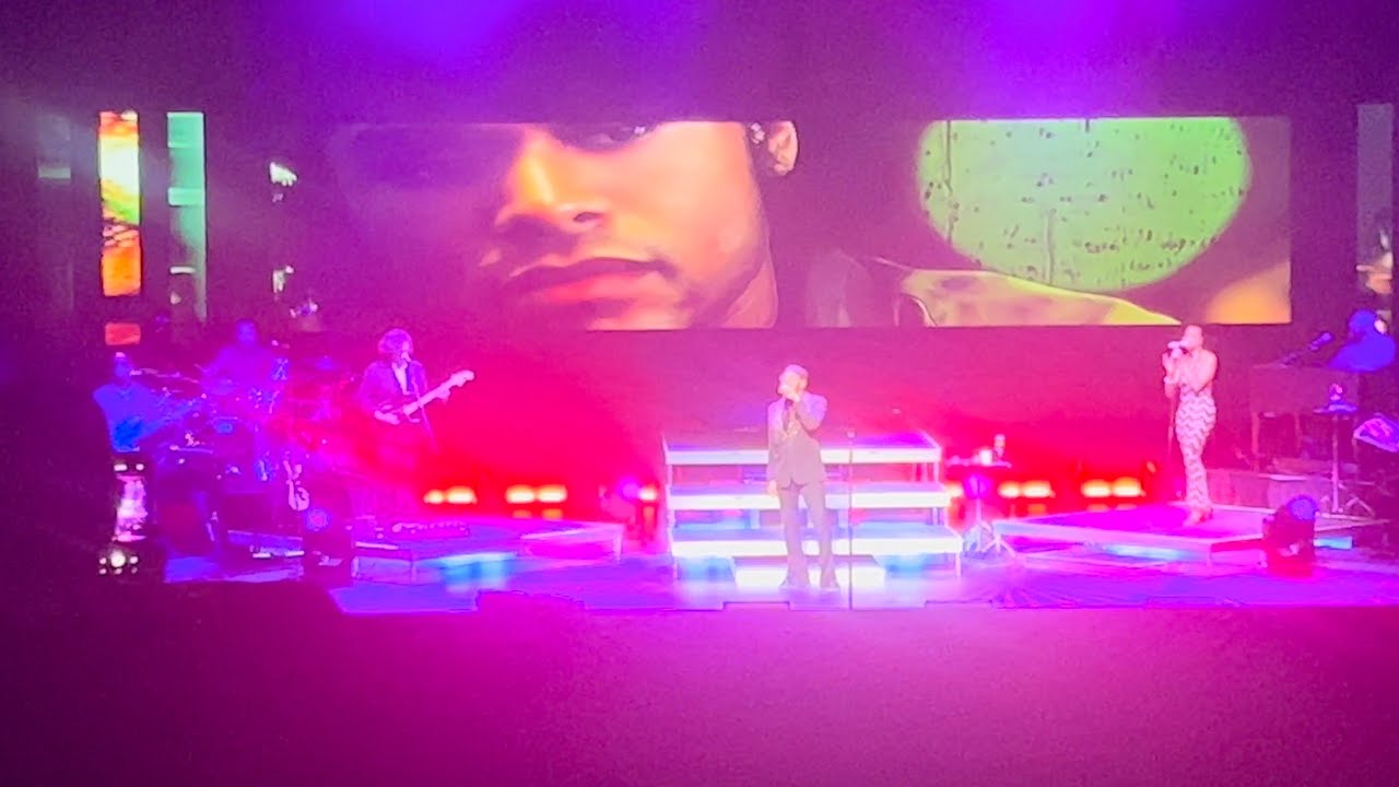 Maxwell - Live @ Yaamava Theater - YouTube