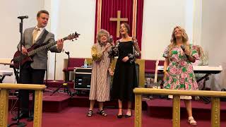 The Rogers Family - My Hope Is In The Blood