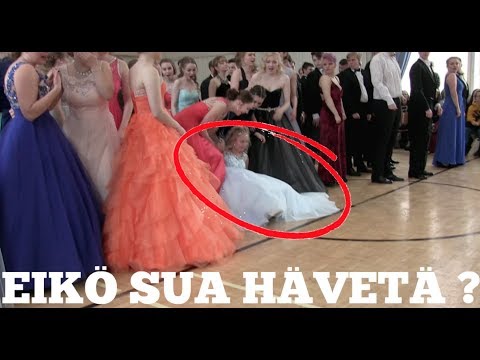 Video: Kuinka tehdä oma peruukki kudoksesta (kuvilla)