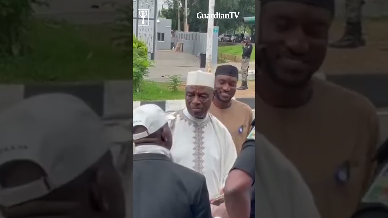 Police block PDP BoT from meeting at party HQ