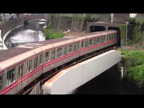 丸ノ内線　０２系　更新車　御茶ノ水