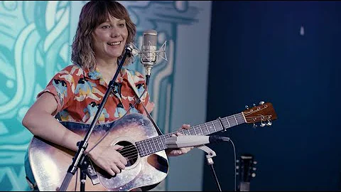 Molly Tuttle - Live at Grimeys