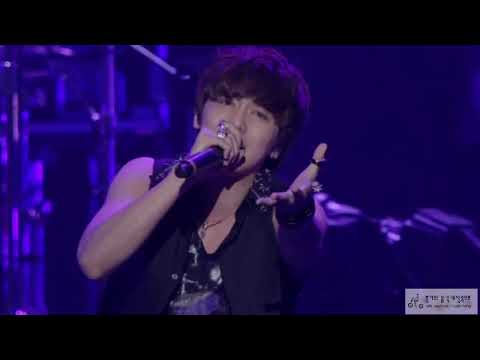 Brand-new days: FTISLAND Tour 2011 Summer Final "Messenger" at BUDOKAN
