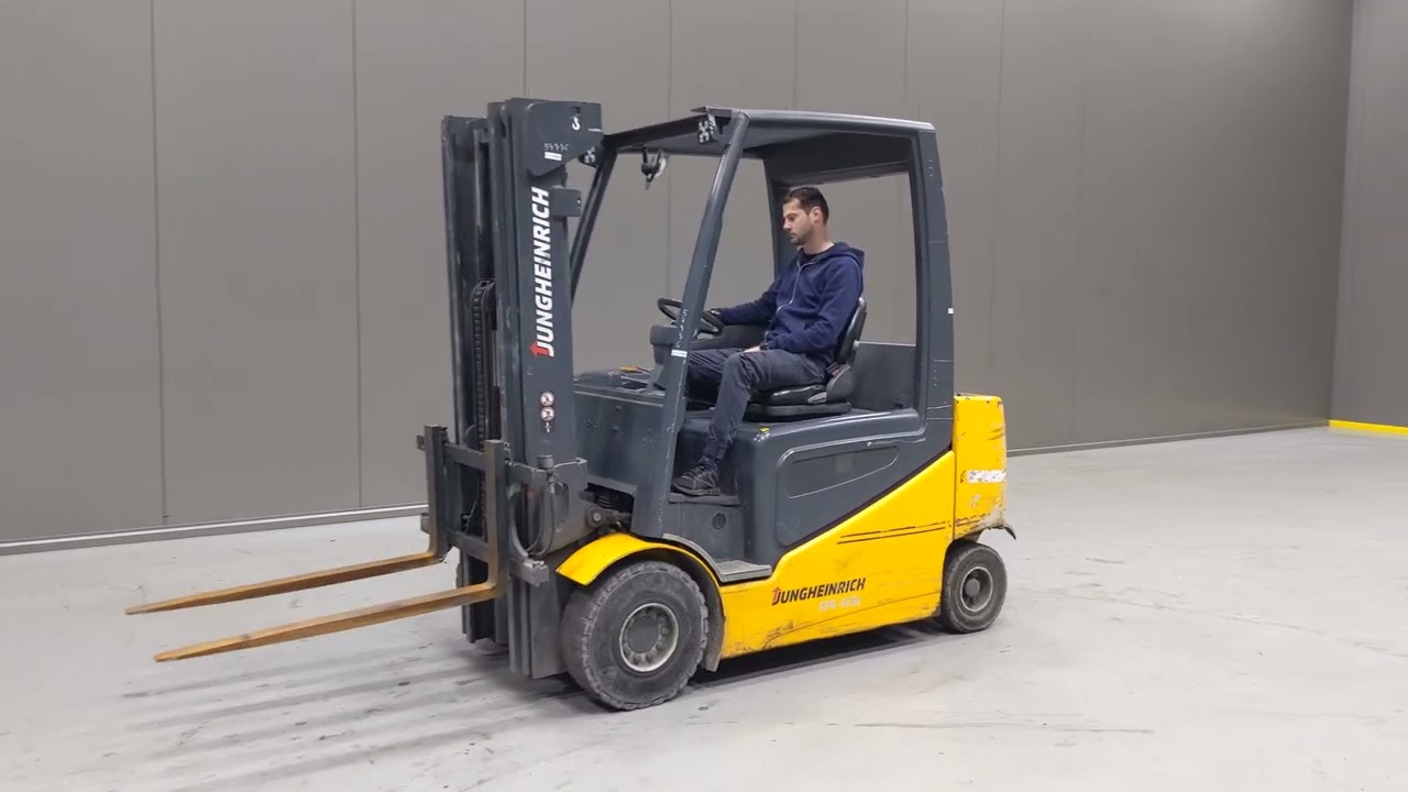 54776 - JUNGHEINRICH EFG 425 s - AKU WWW.CHUF.COM