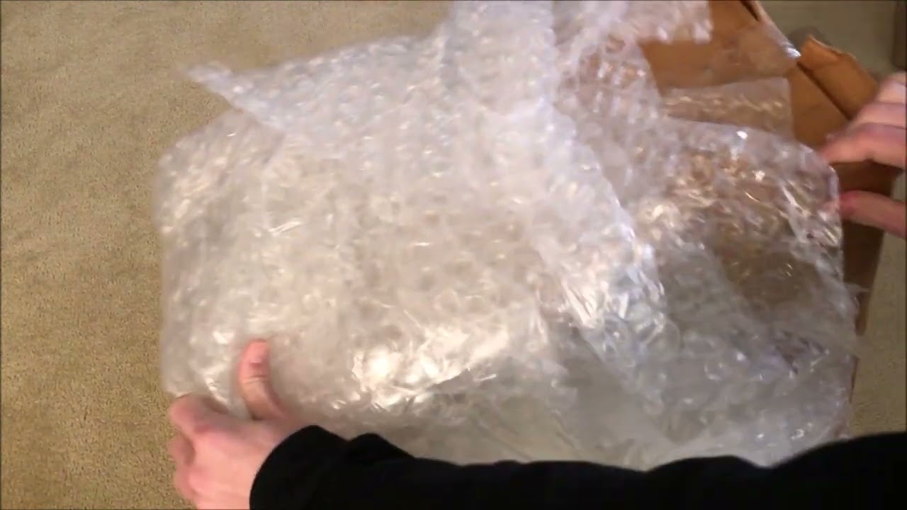 Unboxing a Howard Miller ster Presidential Collection Triple Chime