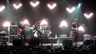 Them Crooked Vultures - New Fang LIVE @ HMH 2010