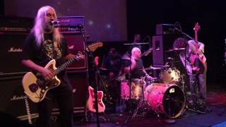 Dinosaur Jr. "The Wagon" live in Schlachthof Bremen 15.06.2017