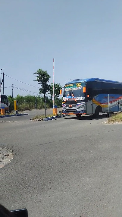 Klakson Klakson #sugengrahayu #sumbergroup #busjatim #busjawatimur