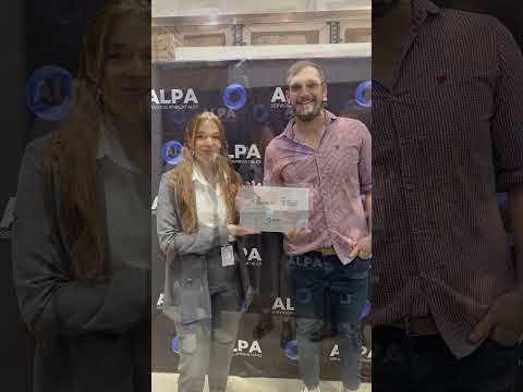 Entregamos placas de reconocimiento