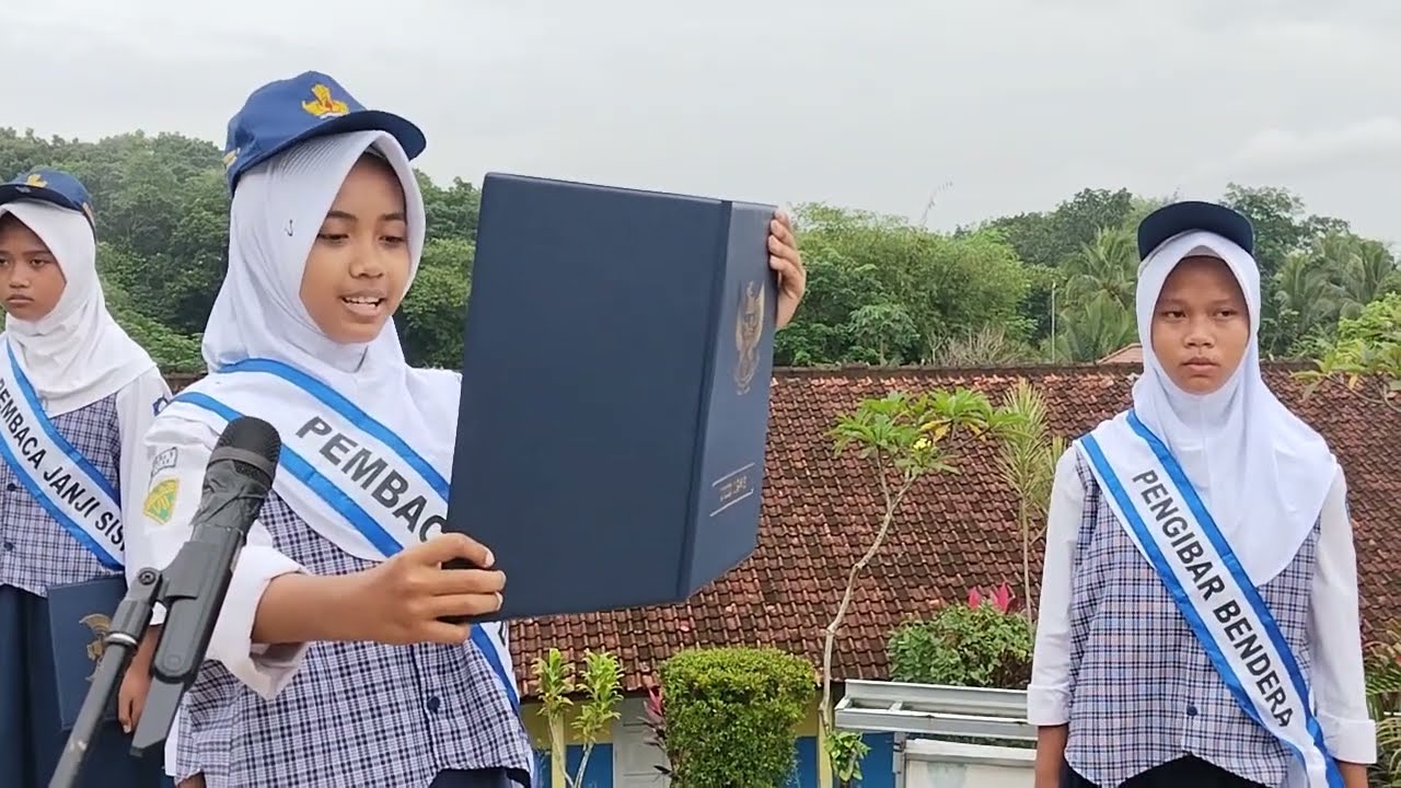 Upacara, senin 02 Februari 2026