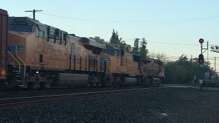 UP 7943 K5LLA leads a NB freight train towards Roseville CA with a nice crew