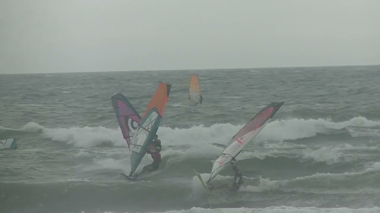 ウインドサーフィン　2025 9月29日　　御前崎　ロングビーチ