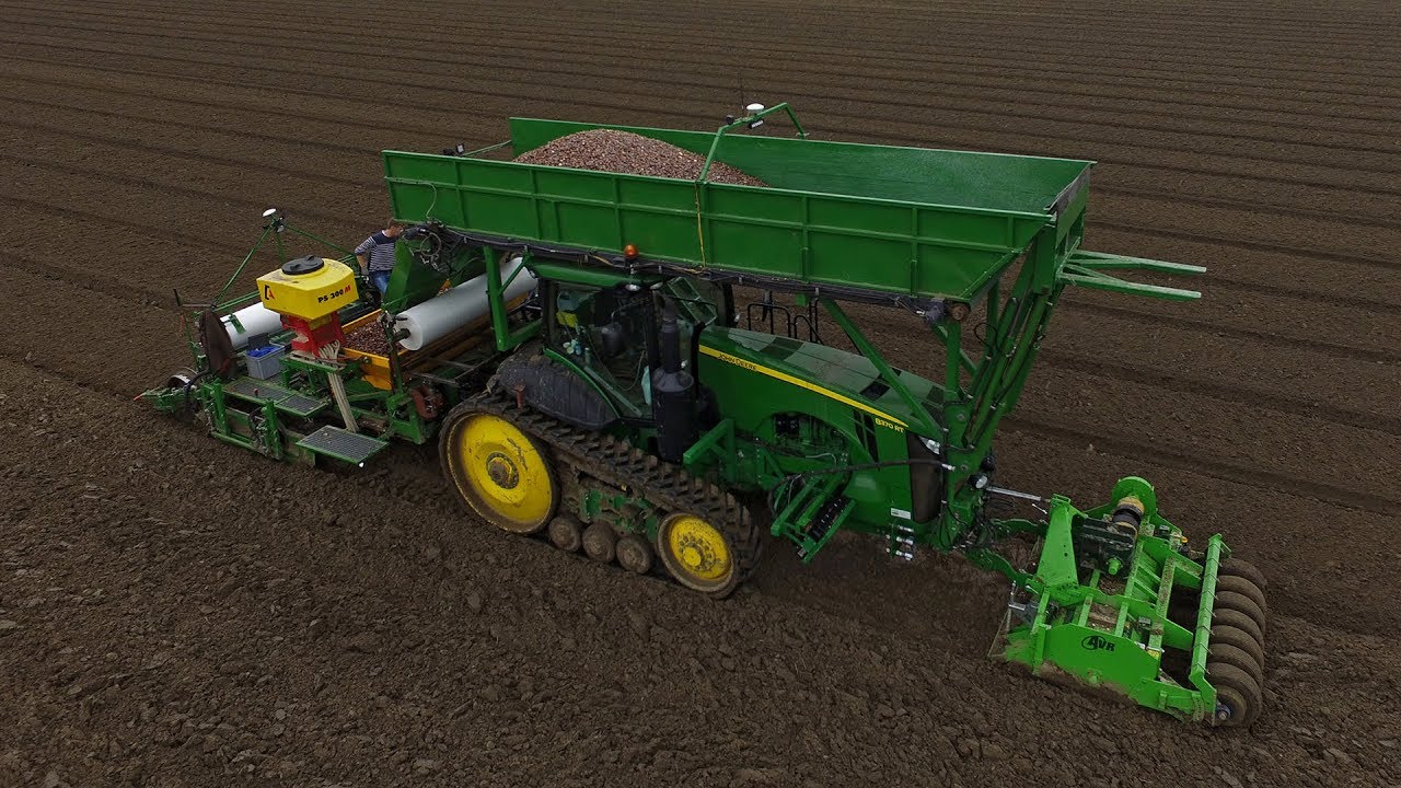 XXL tulip bulb planting John Deere 8370RT Special 2.25m Koops