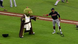 CLE@HOU: Lindor and Orbit duel with lightsabers