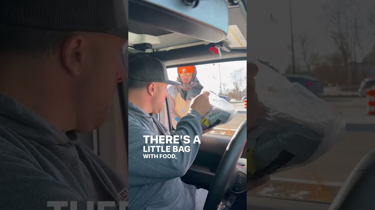 ПРЕДЛАГАЮ БЕЗДОМНОМУ РАБОТУ НА УЛИЦЕ 