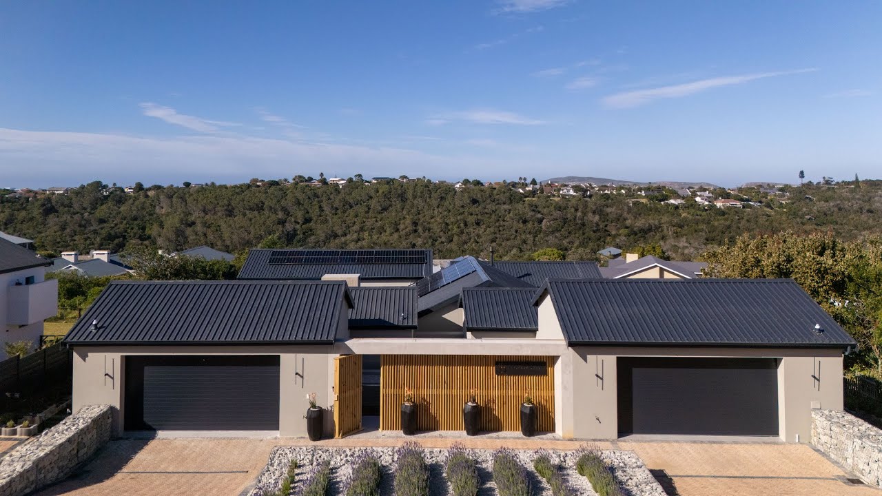 Brackenridge - 6 Bedroomed home Plettenberg Bay