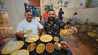 I Visited Edapally's OLDEST CHAYA KAD and Here's What I Found - Janatha Cafe Edapally