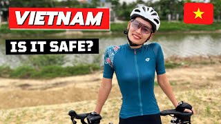 Cycling in Vietnam 🇻🇳 Is It Safe ?! (1 Year in Da Nang)