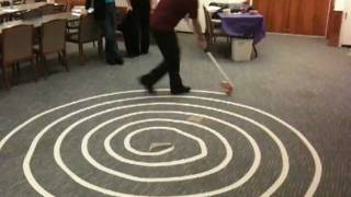 How to Build a labyrinth in 5 minutes!