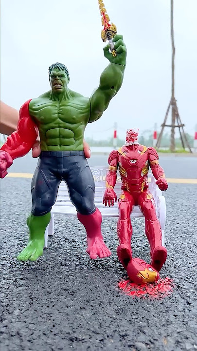 Hulk Tests Iron Man's Head Strength | Fun Toys #marvel #funny