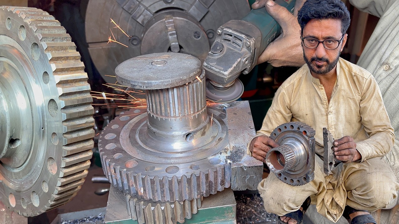 This Spline Gear’s Teeth Were Completely Destroyed — Machinist Rebuilt Them Using Solid Iron Block