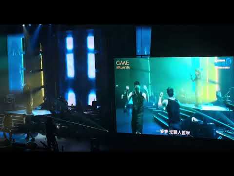 周柏豪 比萨斜塔__2023奔赴巡演演唱会_大马站