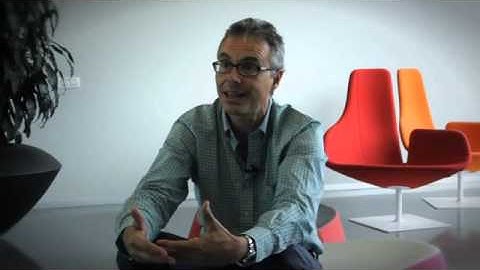 Entrevista a Ángel Rubio, director del Grupo de Nanobioespectroscopia de la UPV/EHU