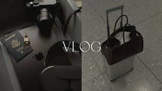 VLOG: TRAVEL ESSENTIALS + PACK WITH ME | ALYSSA LENORE screenshot 5