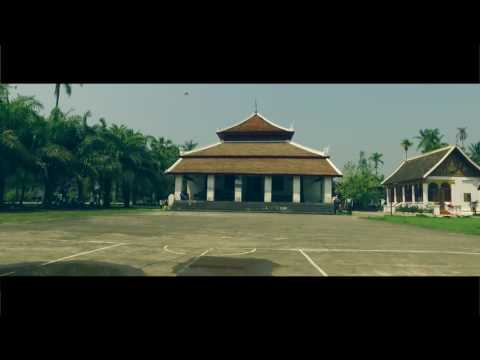 Video: Bom AS Digunakan Sebagai Bel Doa Di Kuil Buddha Di Laos - Matador Network